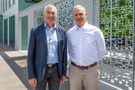 Patrice Guiguian (à gauche), nouveau président d’Innoval, et le directeur de la coopérative, Yann Lecointre, confirme le rapprochement avec l’allemand Masterrind. © Hélène Baron. Patrice Guiguian (à gauche), nouveau président d’Innoval, et le directeur de la coopérative, Yann Lecointre, confirme le rapprochement avec l’allemand Masterrind. © Hélène Baron.